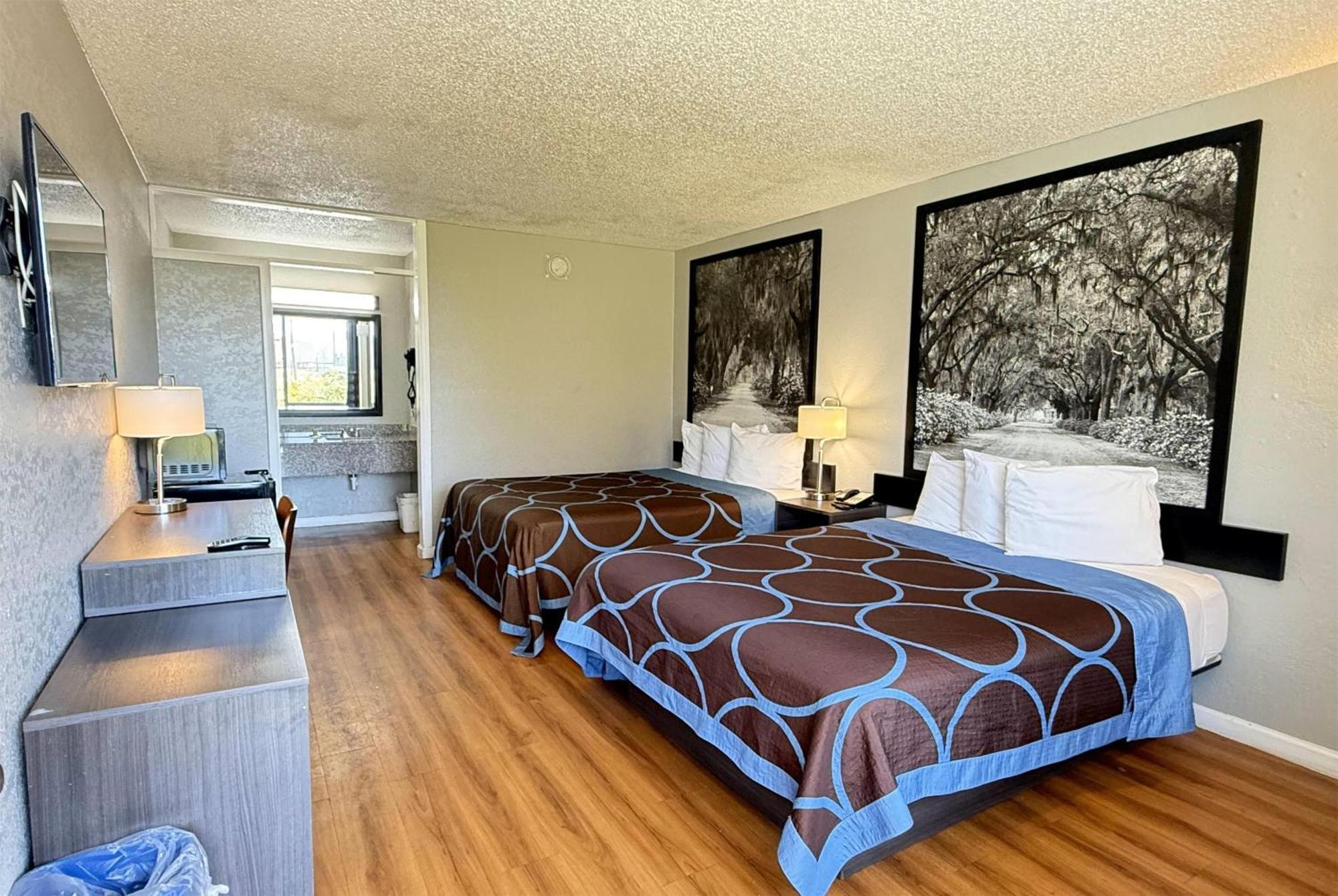 ซูเปอร์ 8 บาย วินด์แฮม ฮาร์ดีวิลล์ Motel ภายนอก รูปภาพ