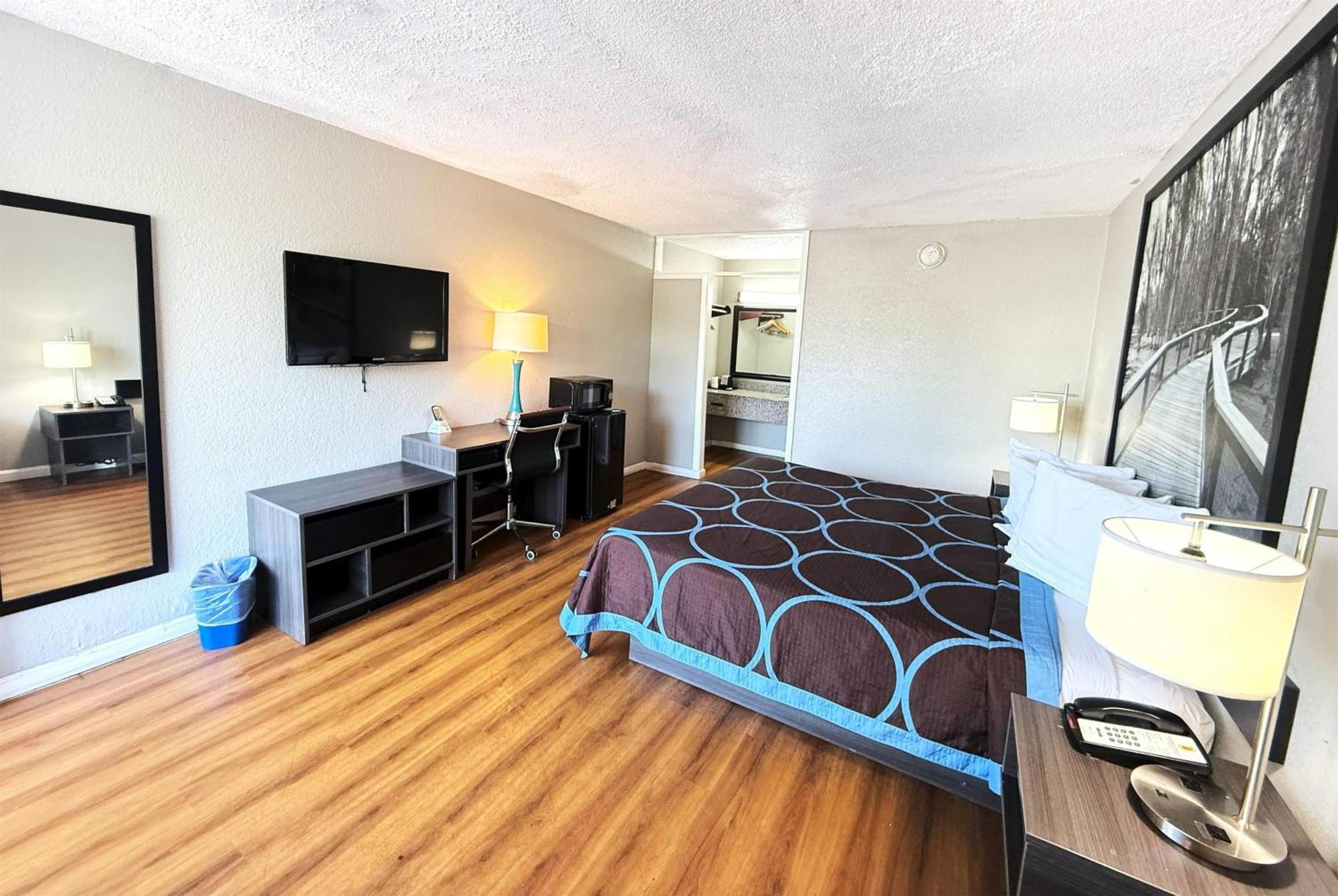 ซูเปอร์ 8 บาย วินด์แฮม ฮาร์ดีวิลล์ Motel ภายนอก รูปภาพ