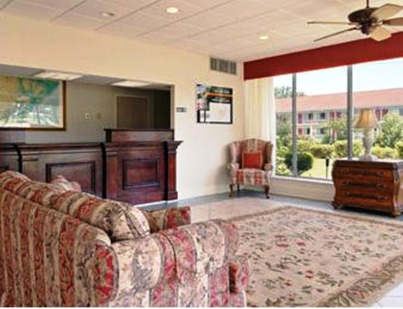 ซูเปอร์ 8 บาย วินด์แฮม ฮาร์ดีวิลล์ Motel ภายนอก รูปภาพ